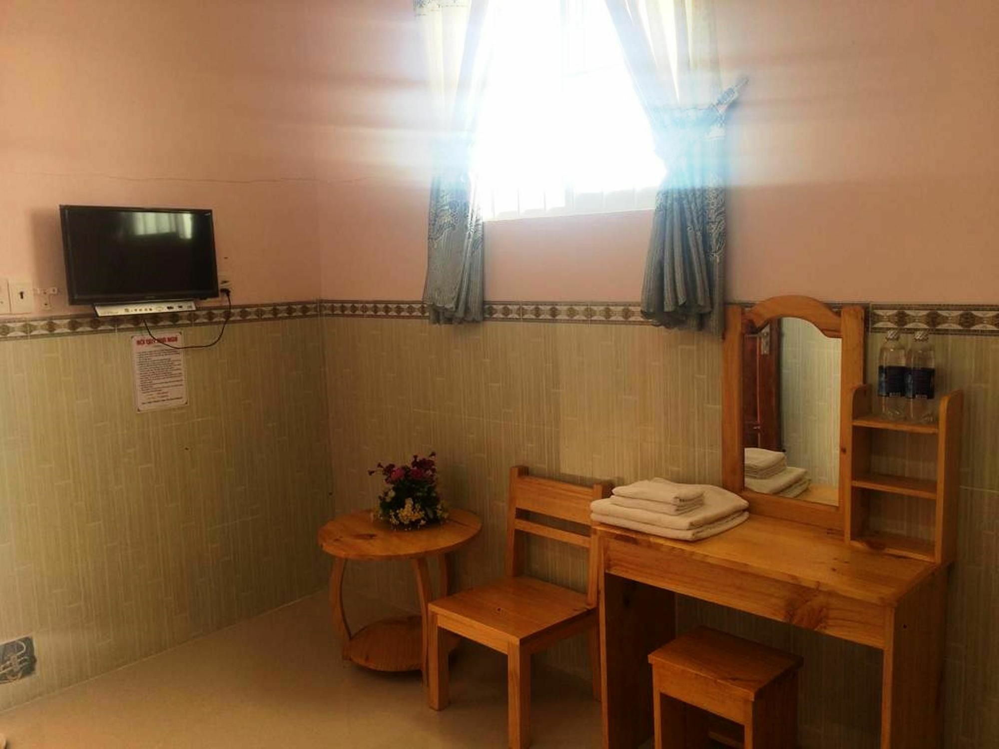 Y Thu Guesthouse Фукуок Екстер'єр фото